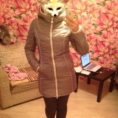 Лот: 3355151. Фото: 1. Пуховик двухсторонний серо-красный... Верхняя одежда