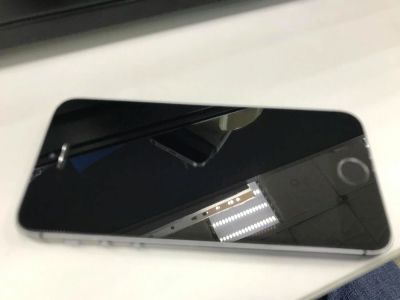 Лот: 8943428. Фото: 1. iPhone 5s серый космос. Смартфоны