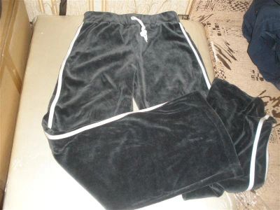 Лот: 1879451. Фото: 1. новые плюшевые спортивные штаны... Штаны для тренировок