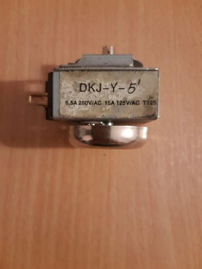 Лот: 24372535. Фото: 1. Реле времени 5 мин. Описание. Корпуса, элементы оформления