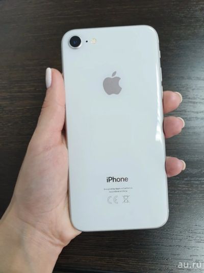 Лот: 16032925. Фото: 1. iPhone 8 Silver 64GB Идеал. Гарантия. Смартфоны