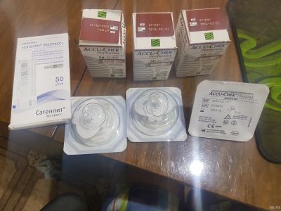 Лот: 13389294. Фото: 1. Accu-chek Performa, и другие мелочи... Антисептики, защитные средства, медицинские маски