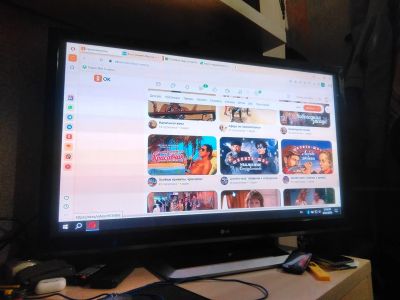 Лот: 25334914. Фото: 1. Телевизор LG Смарт 42". Телевизоры
