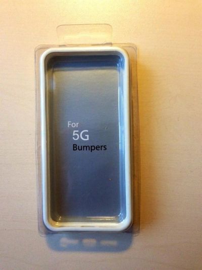 Лот: 3523033. Фото: 1. бампер iphone 5/5S белый. Чехлы, бамперы
