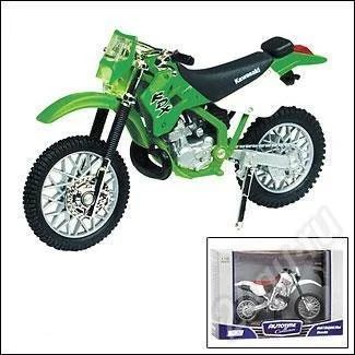 Лот: 354032. Фото: 1. моделька Kawasaki KDX250. Автомоделизм
