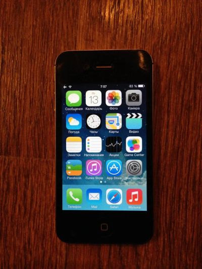Лот: 3507892. Фото: 1. IPhone 4S 16Gb Black. Смартфоны