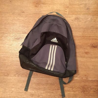 Лот: 7500057. Фото: 1. Рюкзак, сумка, портфель Adidas. Портфели, ранцы