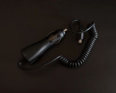 Лот: 15442998. Фото: 1. АЗУ "Axtel" Motorola V3 (mini... Зарядные устройства, блоки питания, адаптеры сетевые для смартфонов