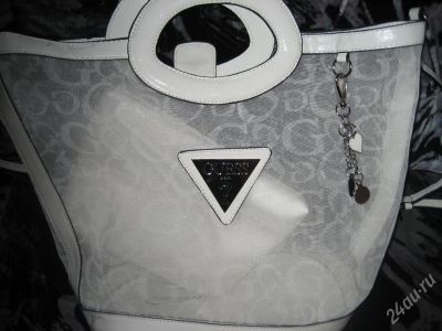 Лот: 4926. Фото: 1. обалденная сумка Guess. Красноярск