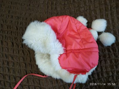 Лот: 12634603. Фото: 1. Шапочка зимняя для девочки. Головные уборы