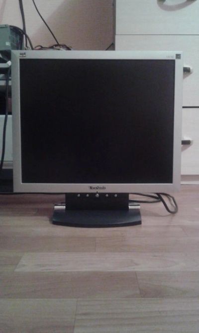 Лот: 6960047. Фото: 1. Монитор ViewSonic VA702 диагональ... ЖК-мониторы