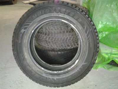 Лот: 4546275. Фото: 1. R16 215/70 продам 3 зимние шины... Шины