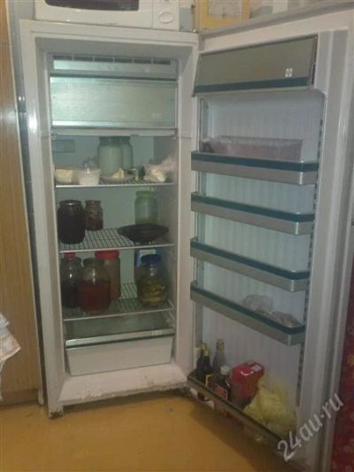 Лот: 2312790. Фото: 1. Холодильник "ЗИЛ". Холодильники, морозильные камеры