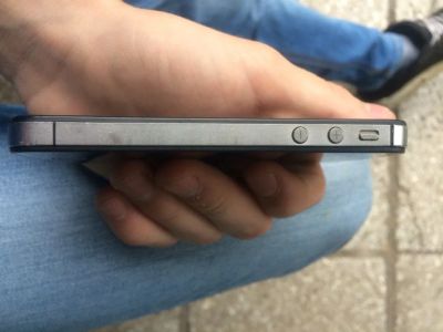 Лот: 7814624. Фото: 1. Продам IPhone 4S 32GB отличное... Смартфоны