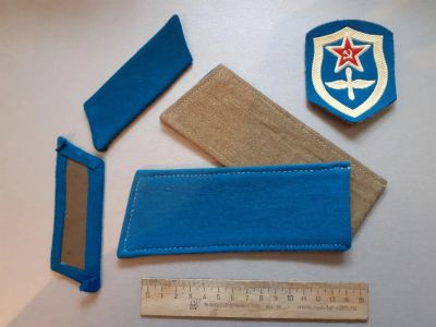 Лот: 25761102. Фото: 1. погоны +петлицы+шевроны рядовой... Нашивки, шевроны, погоны
