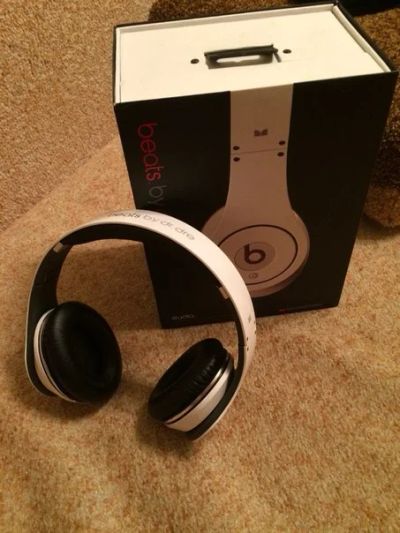 Лот: 5407666. Фото: 1. Продам наушники Monster beats... Наушники, гарнитуры