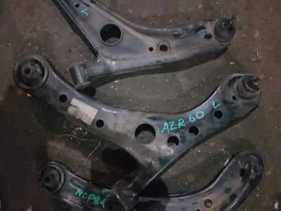 Лот: 20896514. Фото: 1. Рычаг подвески нижний Toyota Noah... Ходовая, подвеска, рулевое управление