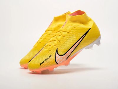 Лот: 24974660. Фото: 1. Футбольная обувь NIke Mercurial... Кеды, кроссовки, слипоны