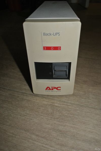 Лот: 15471953. Фото: 1. ИБП APC BACK-UPS 300 ВА. ИБП, аккумуляторы для ИБП