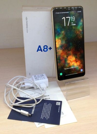 Лот: 13305749. Фото: 1. Смартфон Samsung Galaxy A8+ SM-A730F... Смартфоны