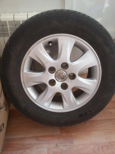 Лот: 6045053. Фото: 1. Летние шины Nokian 205/65 R15... Шины на дисках