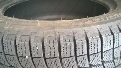 Лот: 6053323. Фото: 1. Michelin X-Ice Xi3 2 штуки, цена... Шины