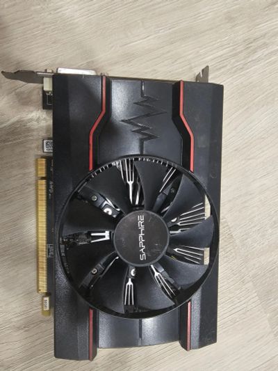 Лот: 21181228. Фото: 1. Видеокарта Saphire Radeon RX 500... Видеокарты