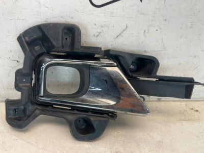 Лот: 24240737. Фото: 1. рамка противотуманной фары Toyota... Двигатель и элементы двигателя