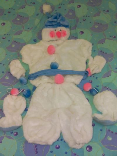 Лот: 8723110. Фото: 1. Новогодний костюм снеговичка. Детские карнавальные, праздничные костюмы