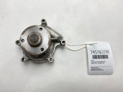 Лот: 21111715. Фото: 1. Помпа Toyota Vitz 2001 1610029115... Двигатель и элементы двигателя
