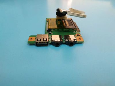 Лот: 16434770. Фото: 1. Б/У плата с разъемами Audio, USB... Платы расширения, контроллеры, доп. порты