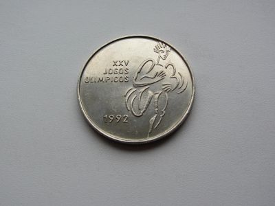 Лот: 12713706. Фото: 1. Португалия 200 эскудо 1992 " XXV... Европа