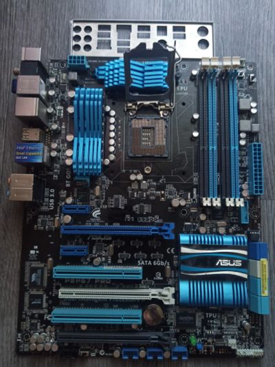 Лот: 19038885. Фото: 1. Asus P8P67 PRO. Материнские платы