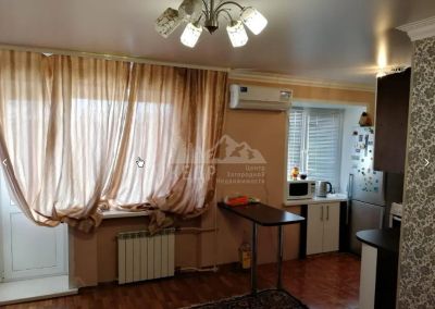 Лот: 16175250. Фото: 1. Продается 2-х комн. квартира 45... Квартиры, студии