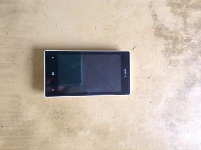 Лот: 3904233. Фото: 1. nokia 520. Кнопочные мобильные телефоны