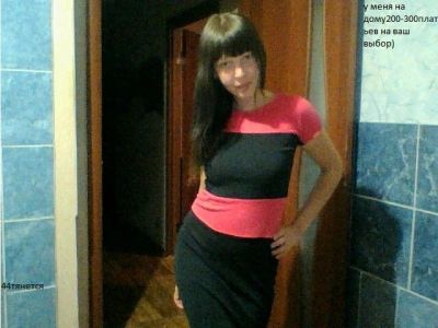 Лот: 12150491. Фото: 1. Платье пару раз одетое42-44состояние... Платья