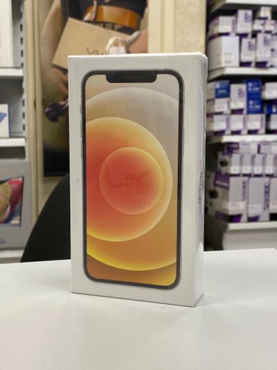 Лот: 17829106. Фото: 1. Смартфон Apple iPhone 12 White... Смартфоны