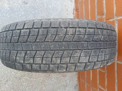 Лот: 20737396. Фото: 1. Bridgestone 185/65R15 Blizzak... Шины