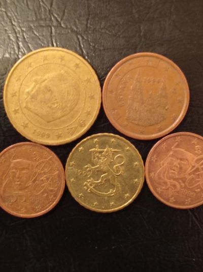 Лот: 18945691. Фото: 1. 5 монет евроцентов всё 1999 года... Наборы монет