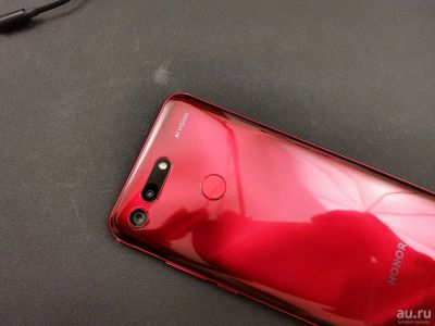 Лот: 13352290. Фото: 1. HONOR View 20 256GB Phantom Red... Смартфоны