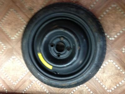 Лот: 5539745. Фото: 1. Запаска (банан) R14 4*100 bridgestone. Шины