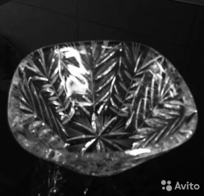 Лот: 7649322. Фото: 1. Хрустальная вазочка четырёхугольной... Предметы интерьера и быта