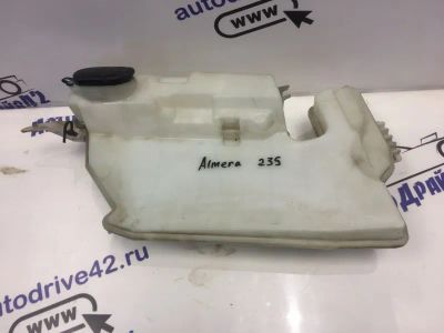 Лот: 21716774. Фото: 1. бачок стеклоомывателя Nissan Almera... Двигатель и элементы двигателя
