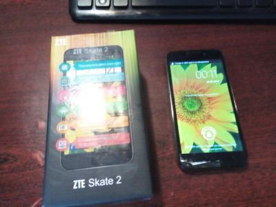 Лот: 4746424. Фото: 1. ZTE Skate 2 требуется замена тачскрина... Смартфоны