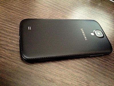 Лот: 5636188. Фото: 1. Samsung galaxy s4 black edition... Смартфоны