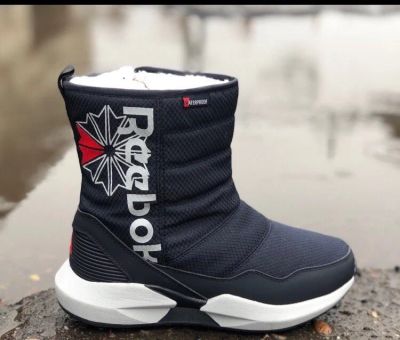 Лот: 15022028. Фото: 1. Сапоги Reebok Blue. Сапоги