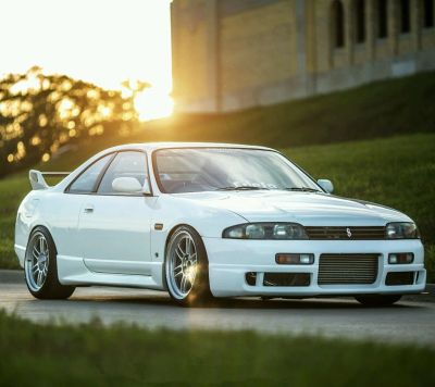 Лот: 10966872. Фото: 1. Дверь правая. Skyline r33, er33. Кузов