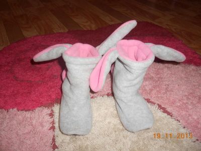Лот: 3432093. Фото: 1. Тапочки (зайчики) теплые на 1... Домашняя обувь