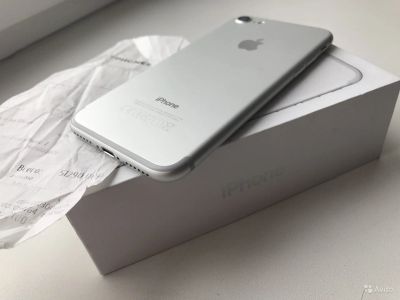 Лот: 13958823. Фото: 1. iPhone 7 32 gb. Смартфоны