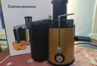 Лот: 21452621. Фото: 1. Соковыжималка. Кухонная